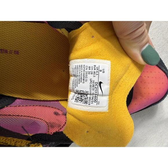 Nike Waffle One Active Fuchsia Pink Yellow Black DC2533-600 Women's Shoes - Picture 9 of 9